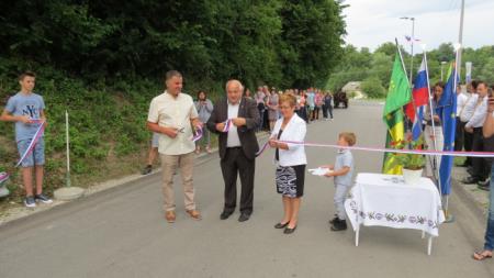 KNOBLEHARJEVO 2018 - OTVORITEV OBNOVE VODOVODA, CESTE IN IZGRADNJE JAVNE RAZSVETLJAVE V DOLENJI STARI VASI 8